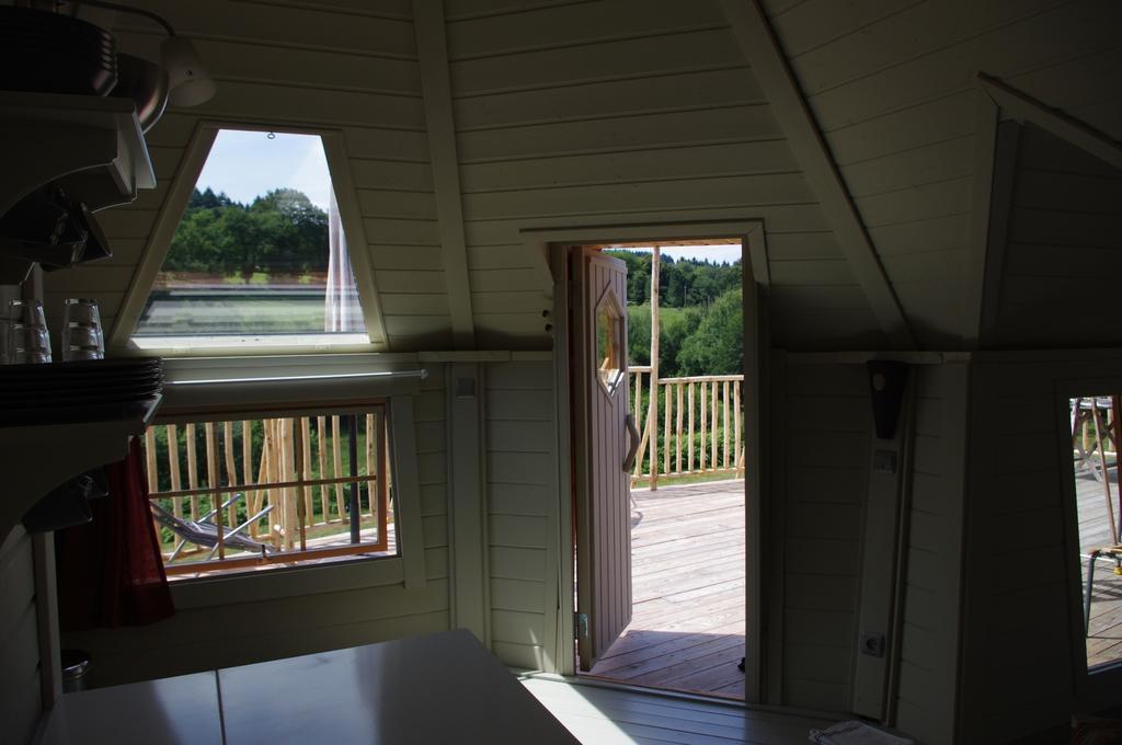 Les Roulottes Et Cabanes Du Livradois Cunlhat Ruang foto